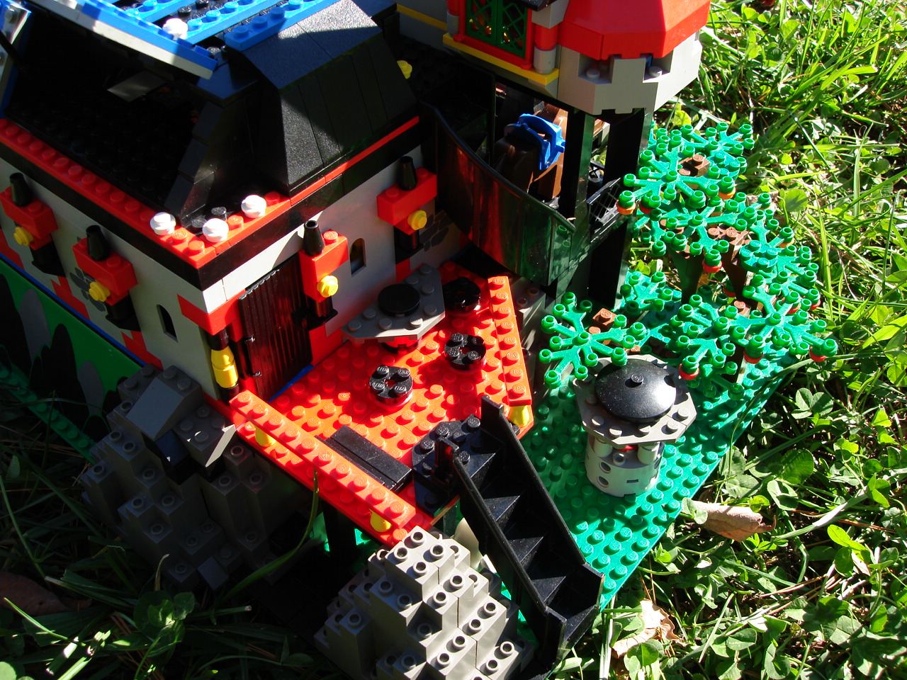 outdoortavern_025.jpg