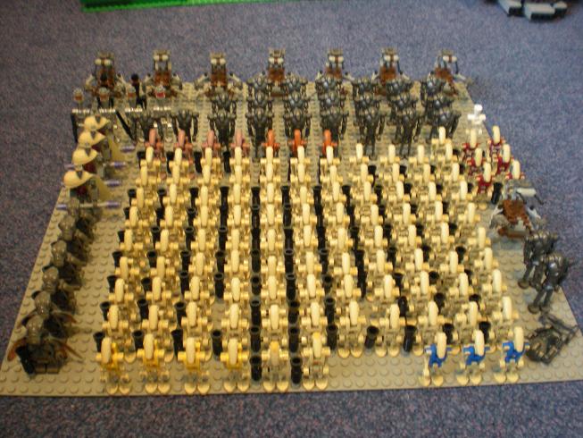 troopsoverviewdroids.jpg