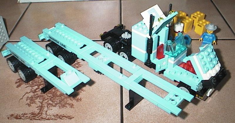lightbluebricks132pcs.jpg