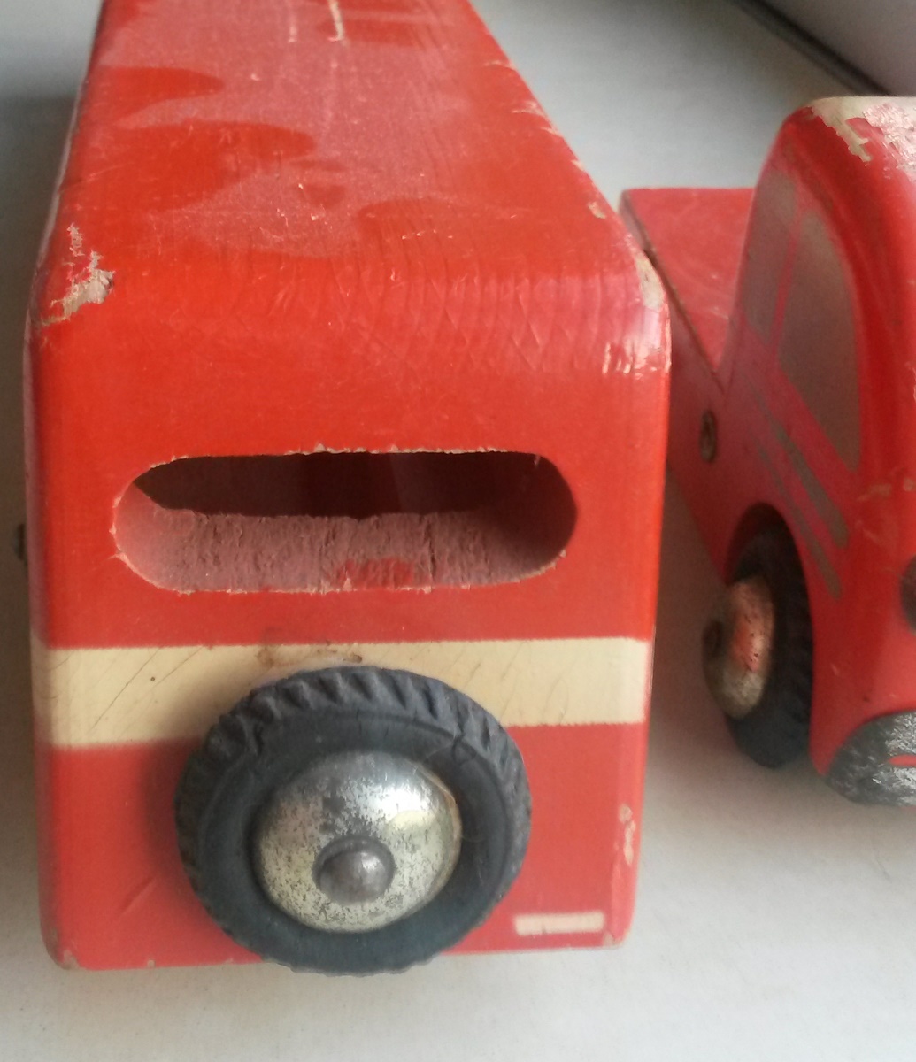 wooden_bus-07.jpg