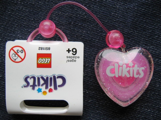851182-4266482.jpg