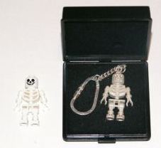 silver_skeleton-x-.jpg