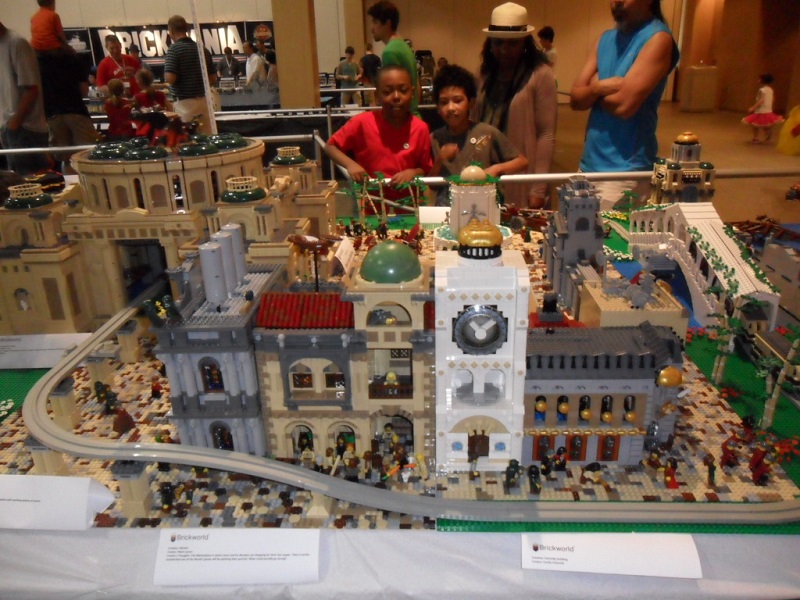brickworld13-05.jpg