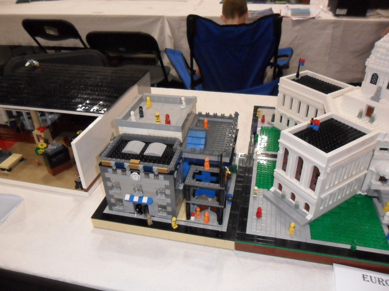 brickworld13-20.jpg