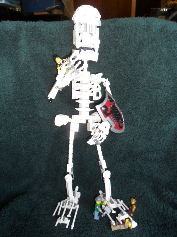 skelewip01.jpg