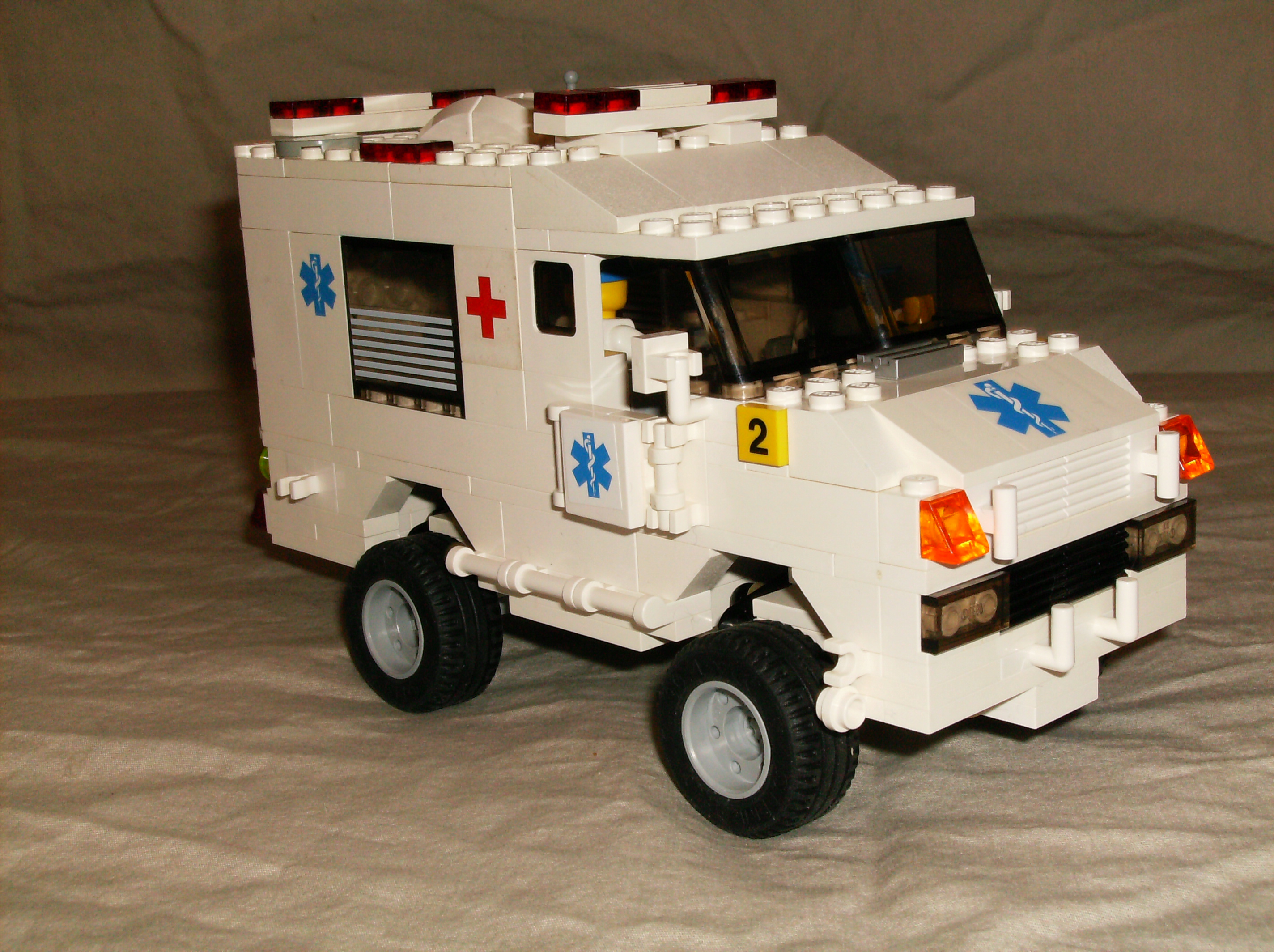 brickliner_emergency_range_cougar_ambulance_6.jpg