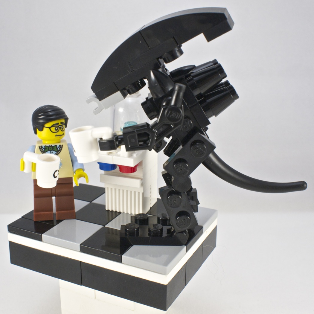 lego_alien_xenomorph_-_09.jpg