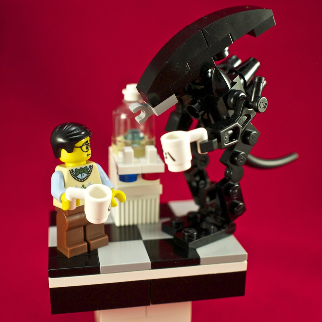 lego_alien_xenomorph_-_11.jpg