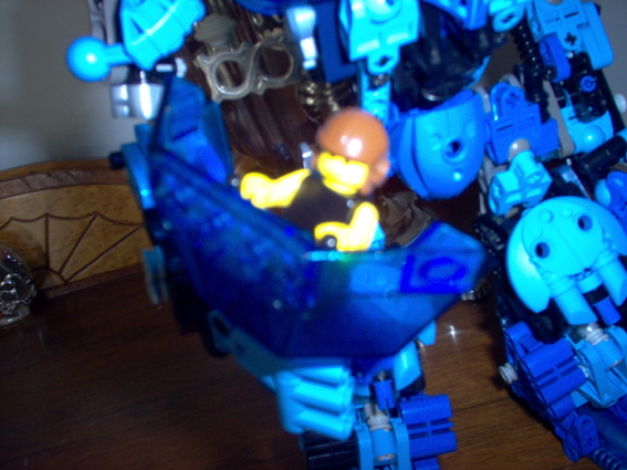 bigbluepilot.jpg