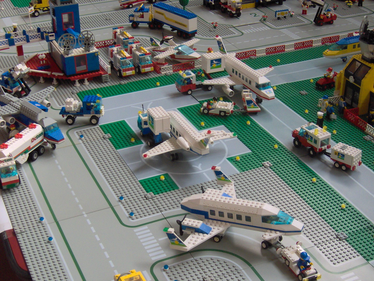 airline_promotionel_set.jpg