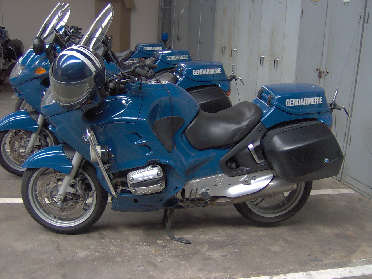 001_motos_gendarmerie_2.jpg