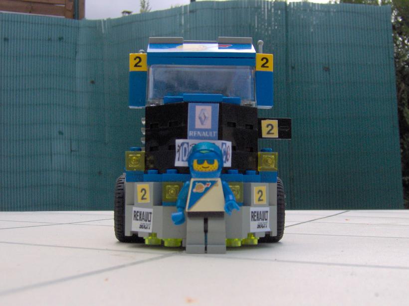 truck2.jpg