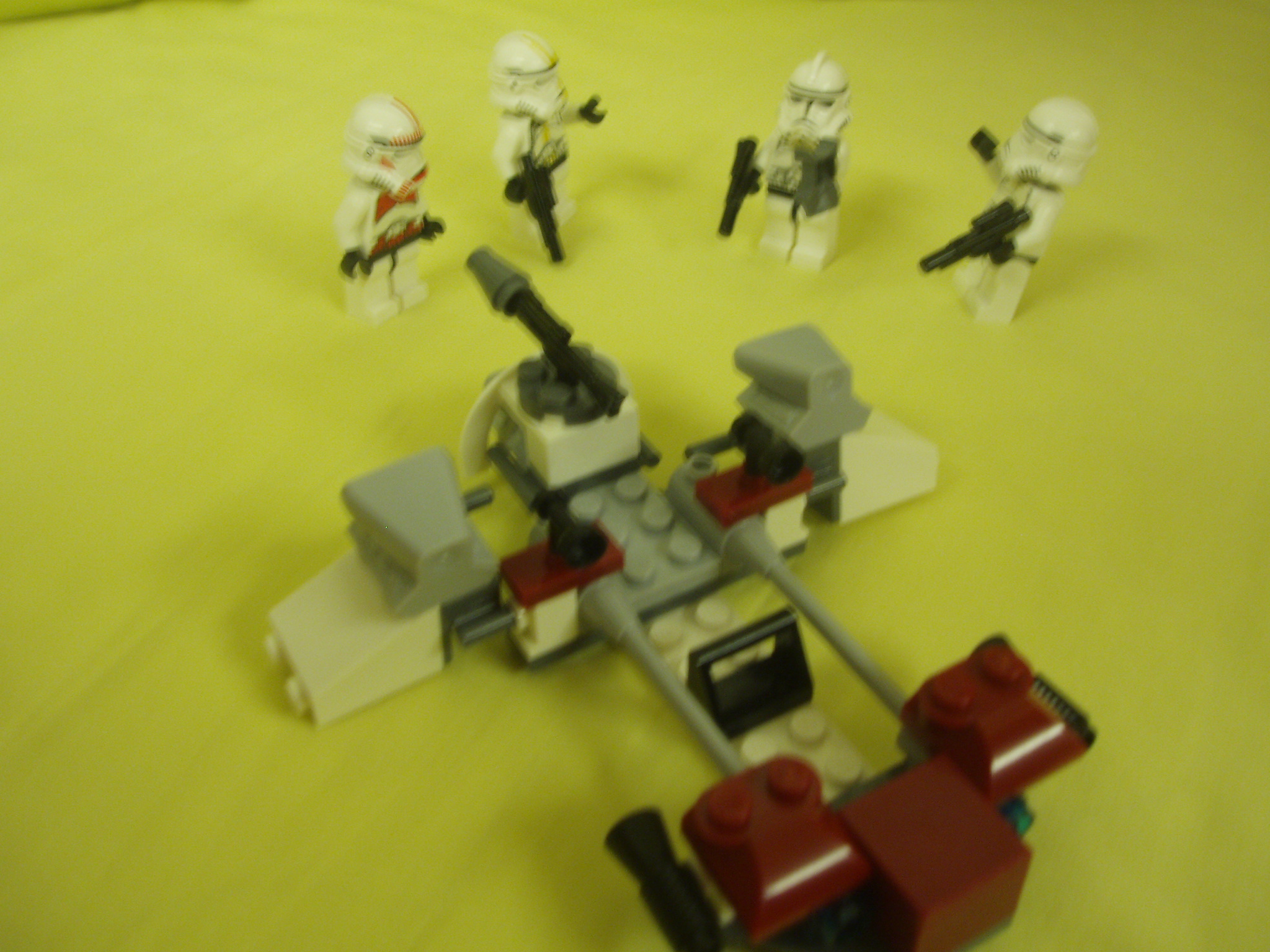 clone_mobile_gun_station_with_reinforcements.jpg