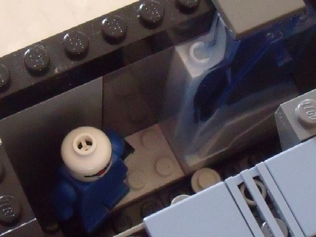 arkham_asylum_version_4_mr_freeze_cell.jpg