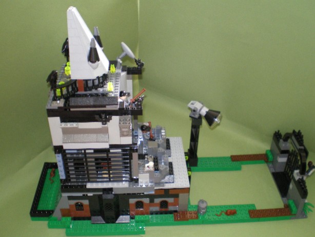 arkham_asylum_version_3_side_view.jpg
