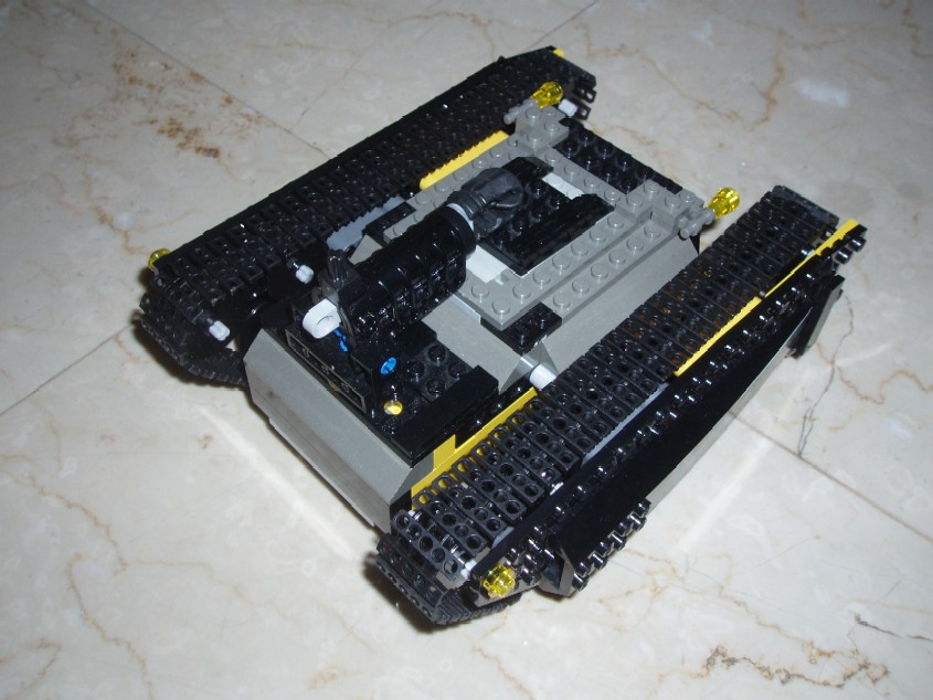 bat-tank_ii_view_2.jpg