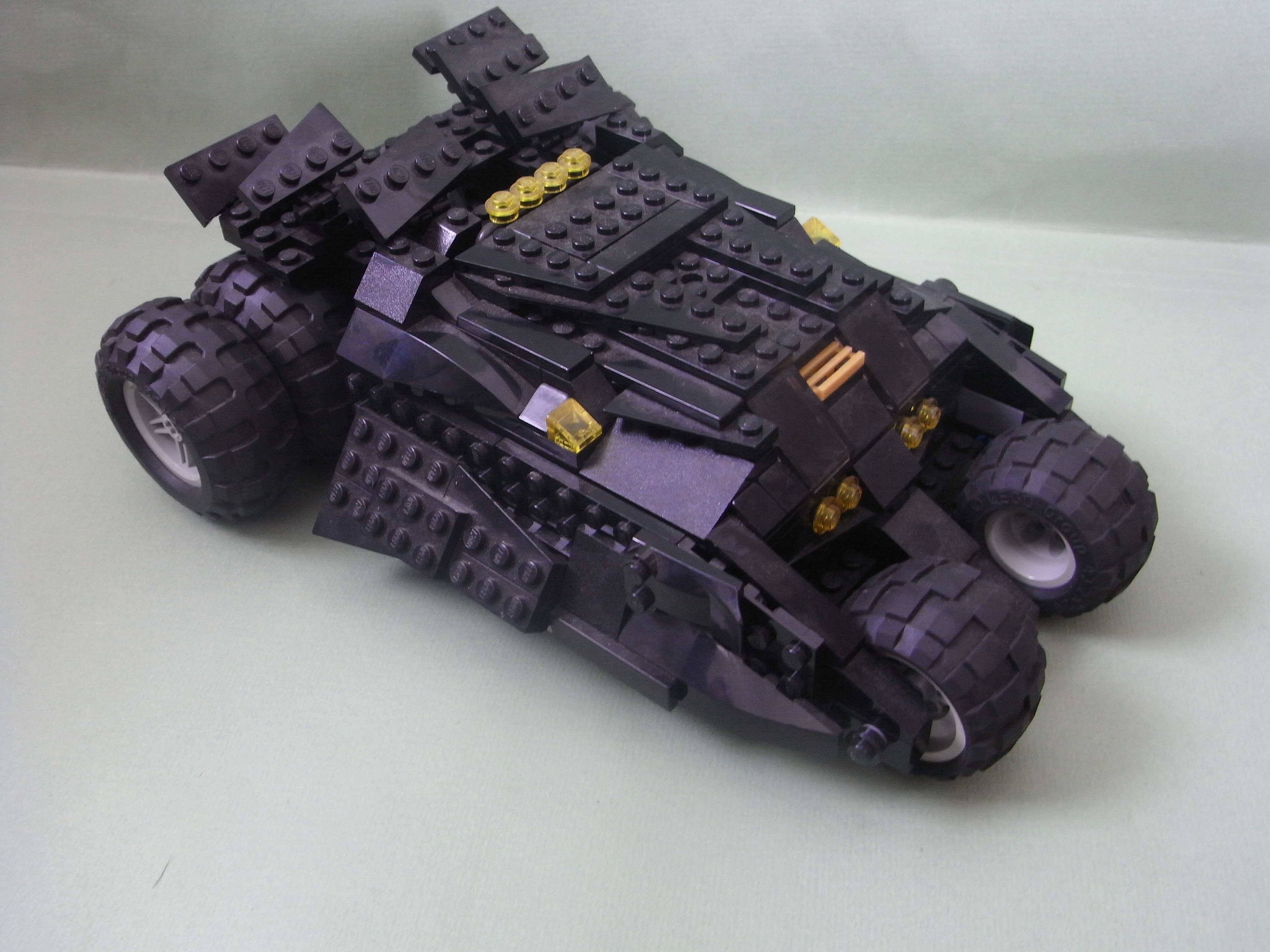 tumbler_batmobile_moc_version_2_1.jpg