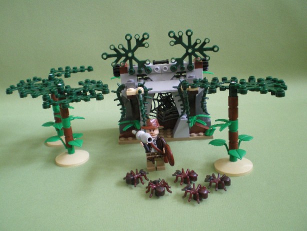 jungle_cutter-hideout_with_ants_and_trees_1.jpg