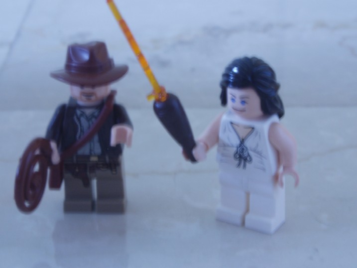 indiana_jones_and_the_lost_tomb_minifigs.jpg