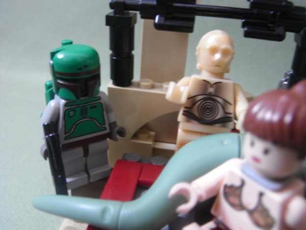 jabbas_palace_vig_boba_fett_and_c-3po_closeup.jpg