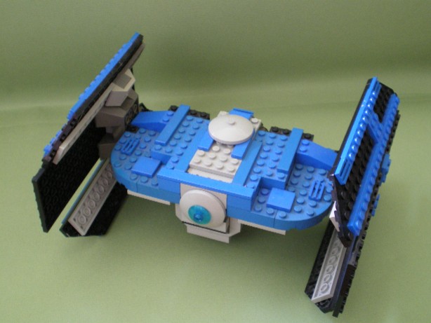 tie_advanced_moc_back_view.jpg