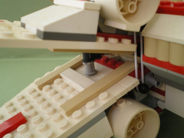 x-wing_modded_mechanism_detail.jpg