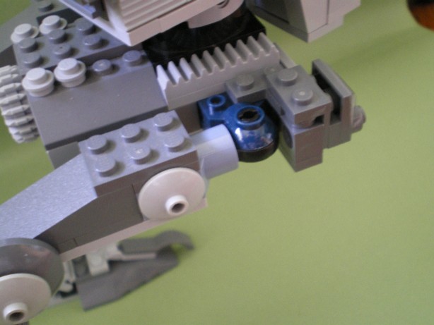 at-st_remodelled_leg__mechanism.jpg