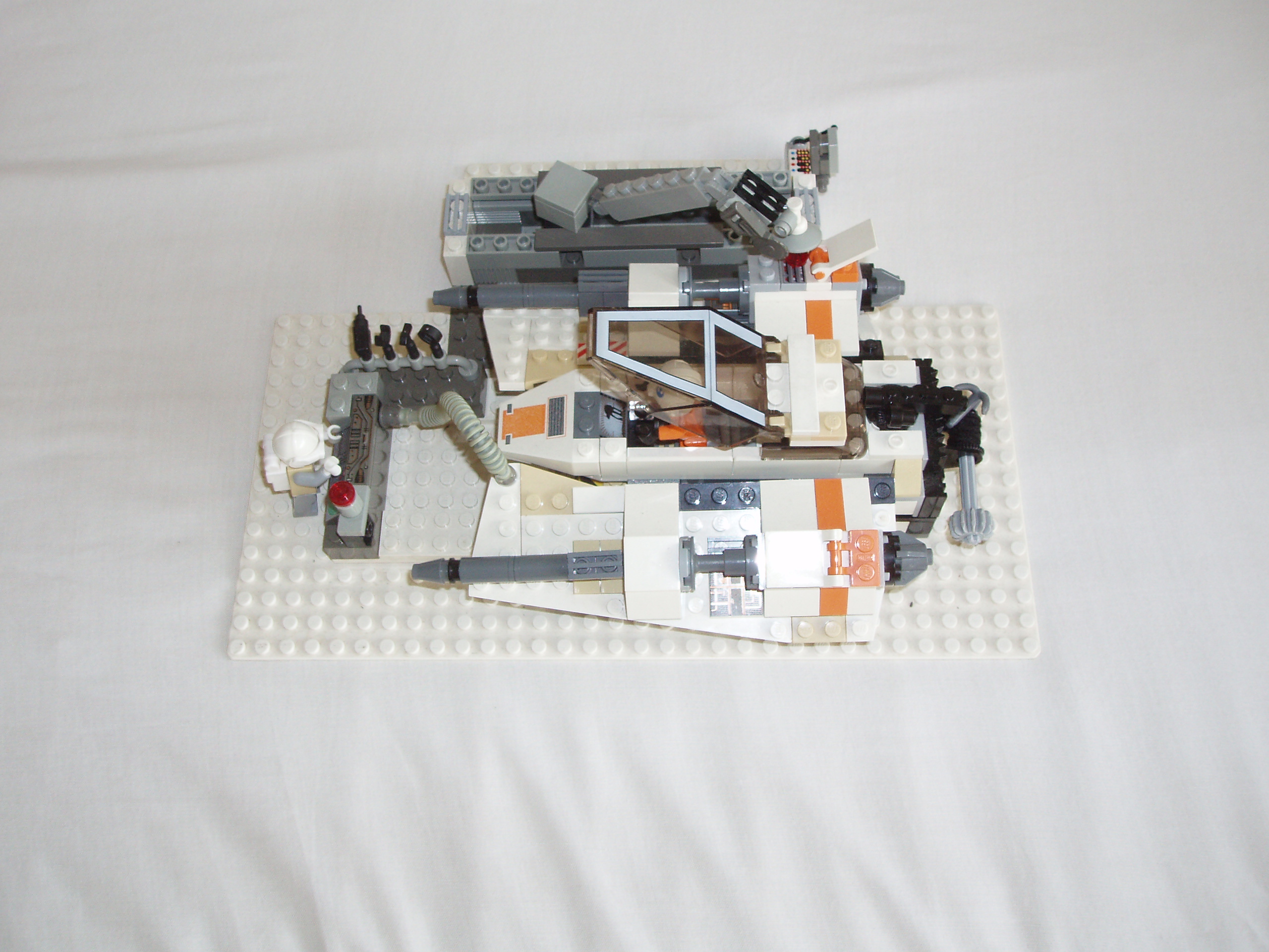snowspeeder_bay_long_shot.jpg