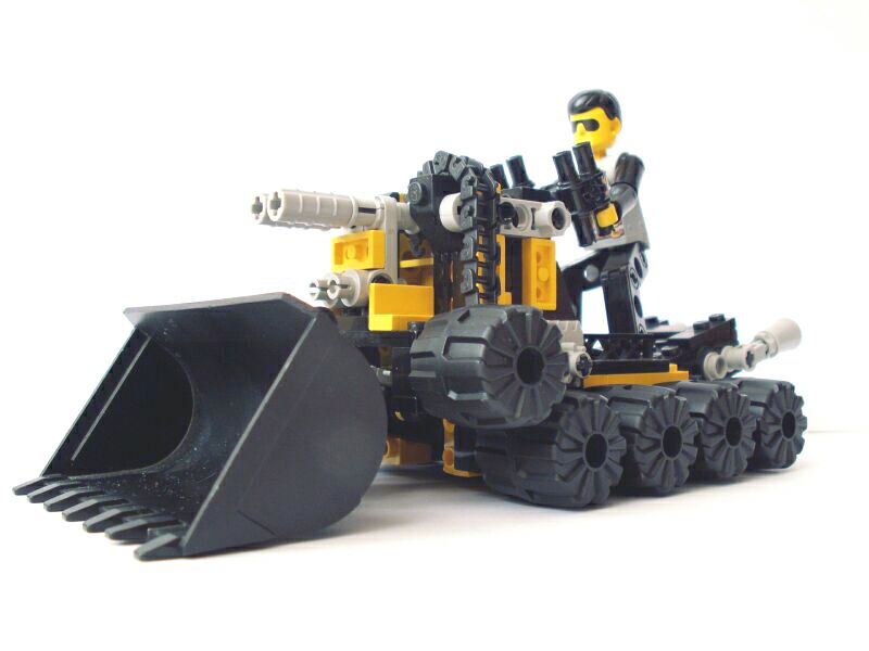 wartrak1.jpg
