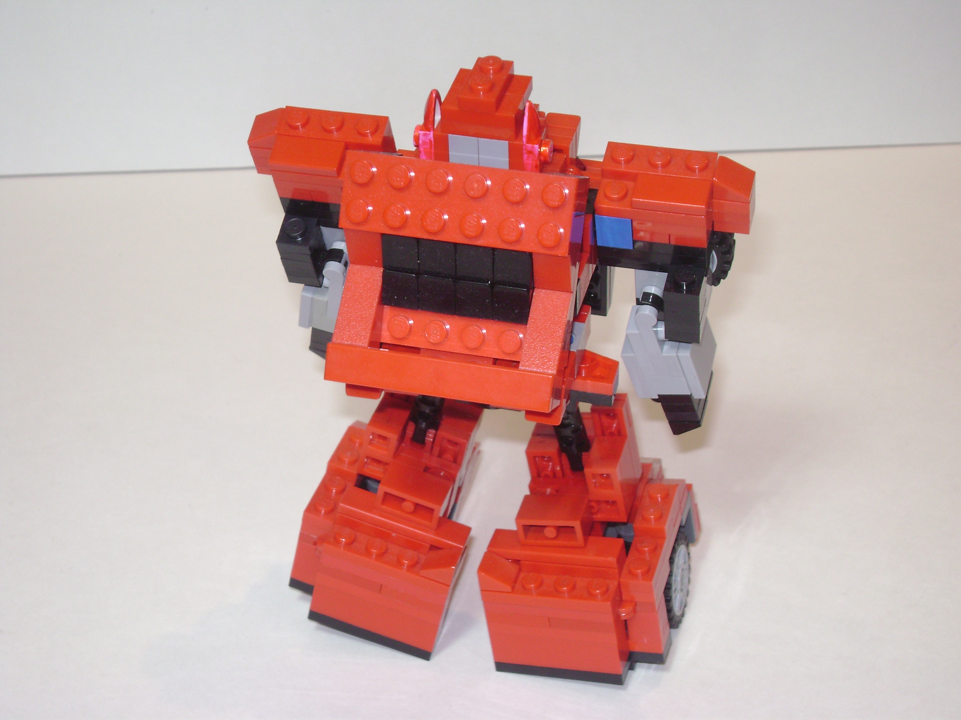 lego_cliffjumper_5.jpg