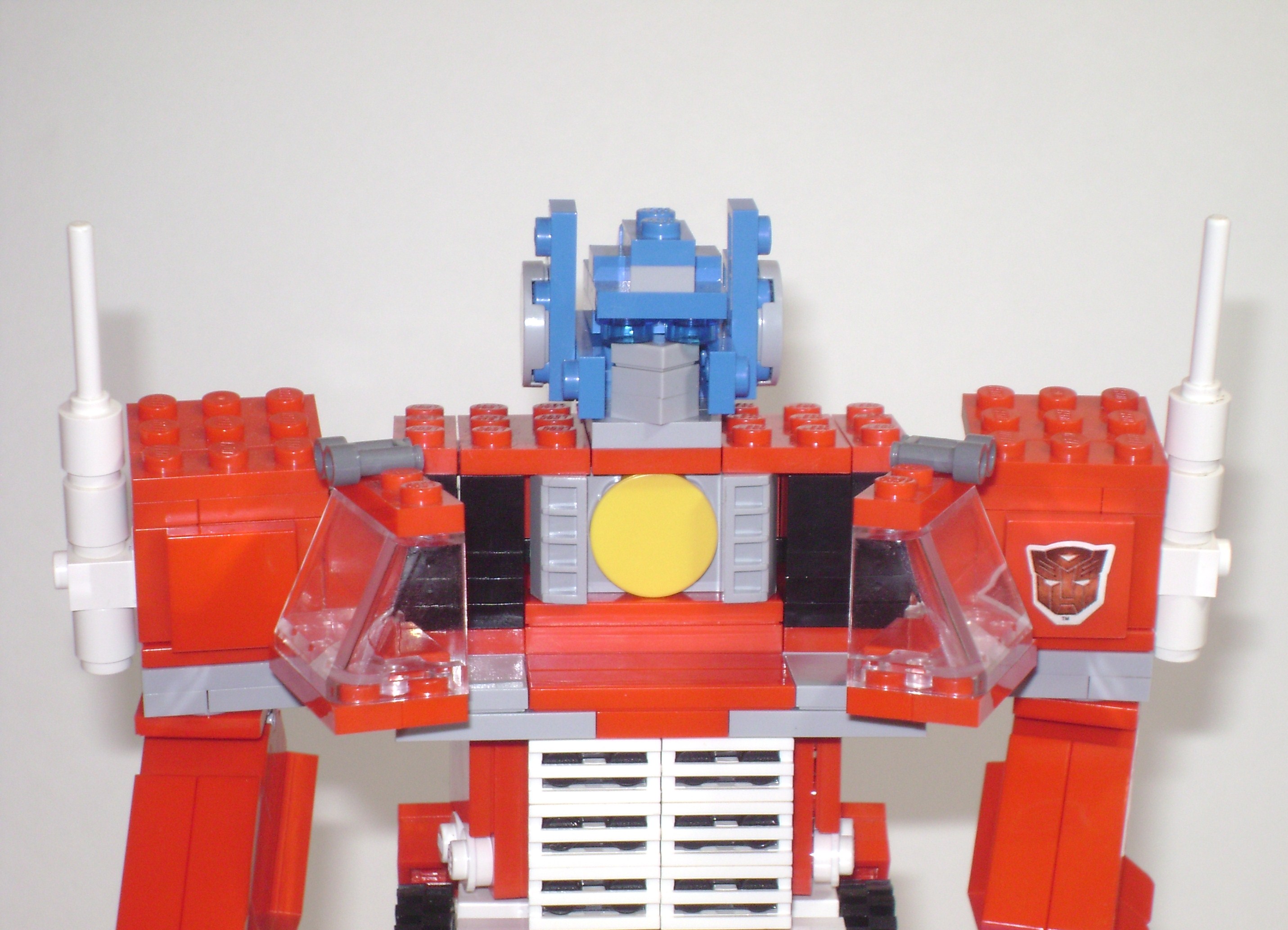 lego_optimus_prime_6.jpg