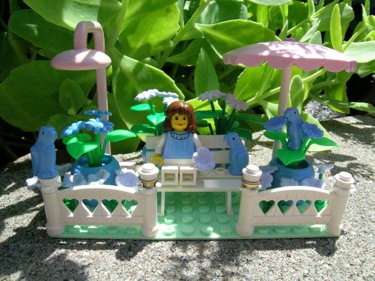 fabuland_fence_bench.jpg