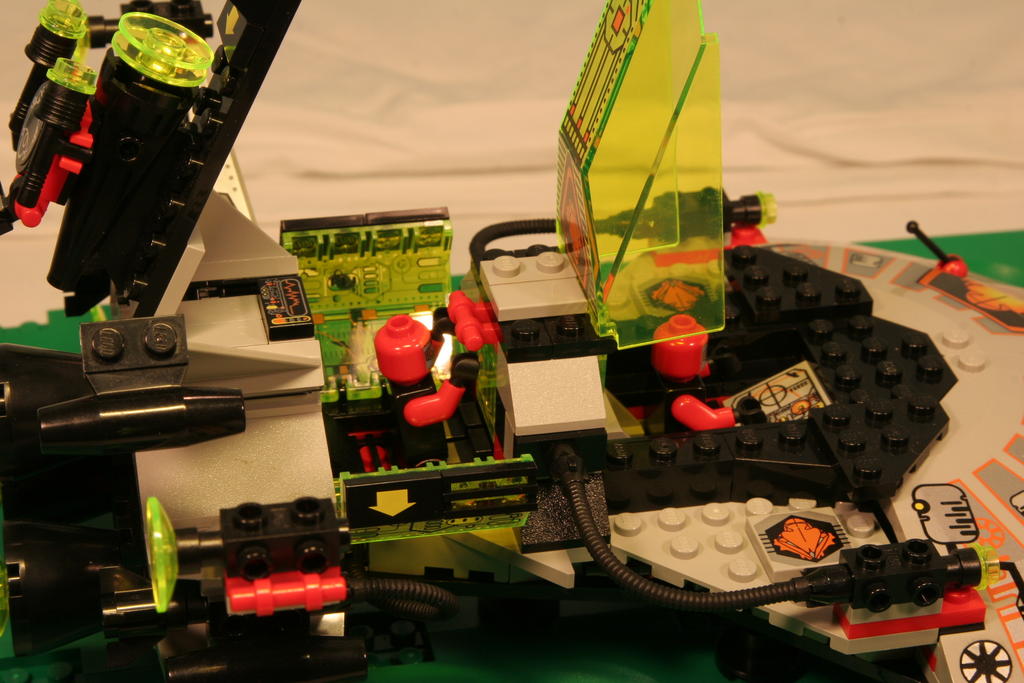 j8269.jpg