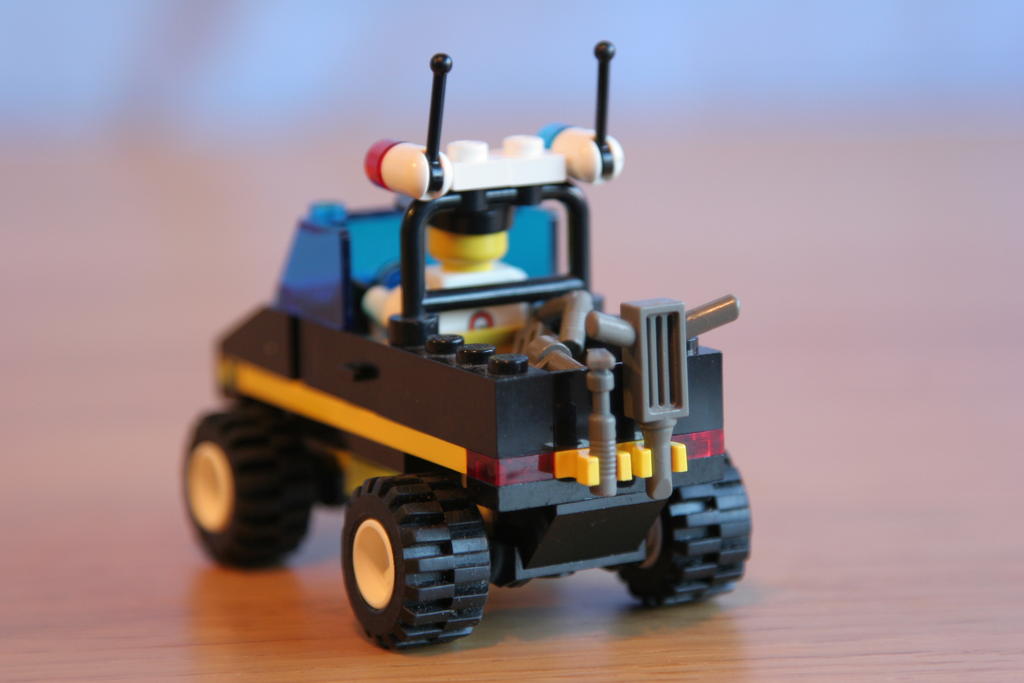 j9996.jpg