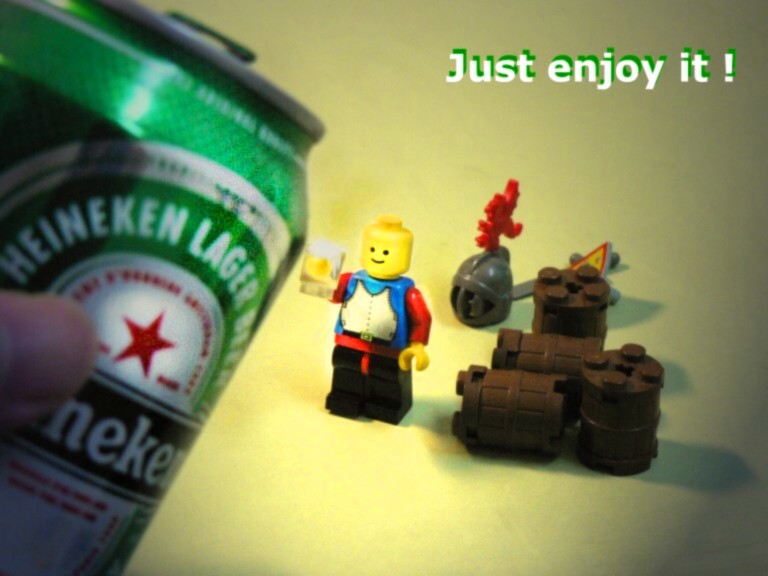 heinekenlego01.jpg