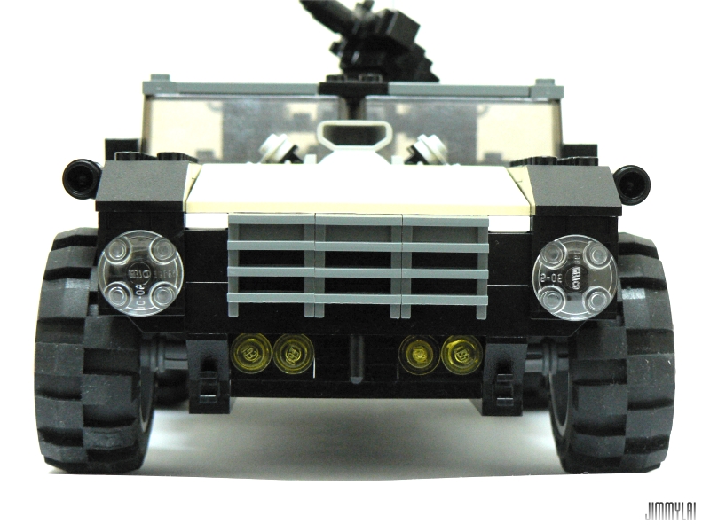 humvee002.jpg