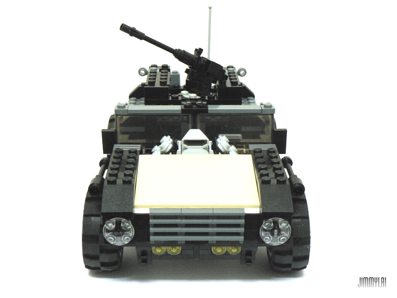 humvee003.jpg
