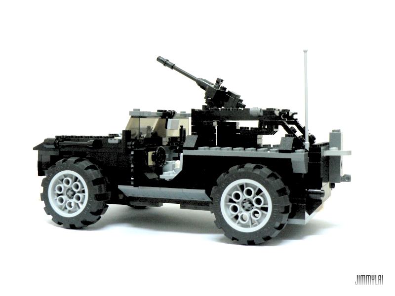 humvee005.jpg