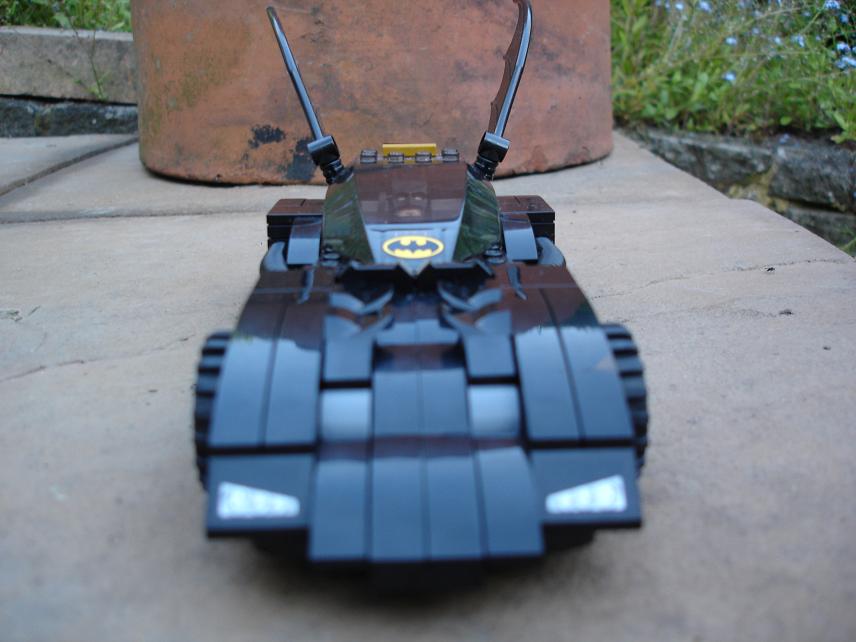 batmobilemods_002.jpg