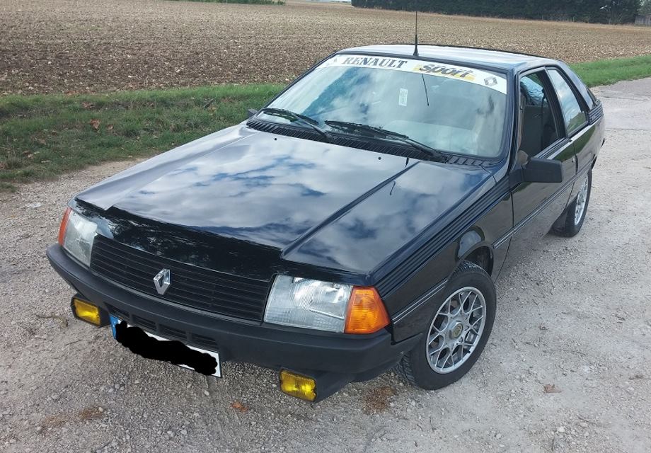 renault-fuego-1981-noir-brillant_1.jpg
