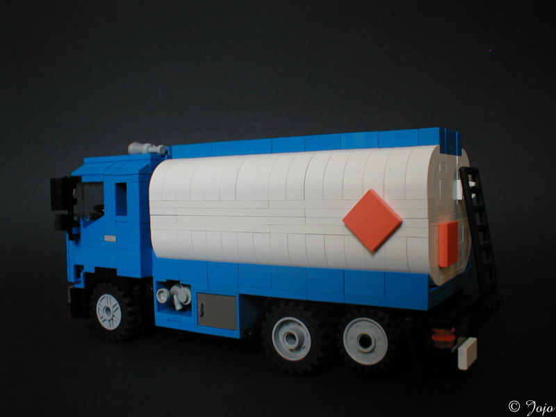 tankwagen02.jpg
