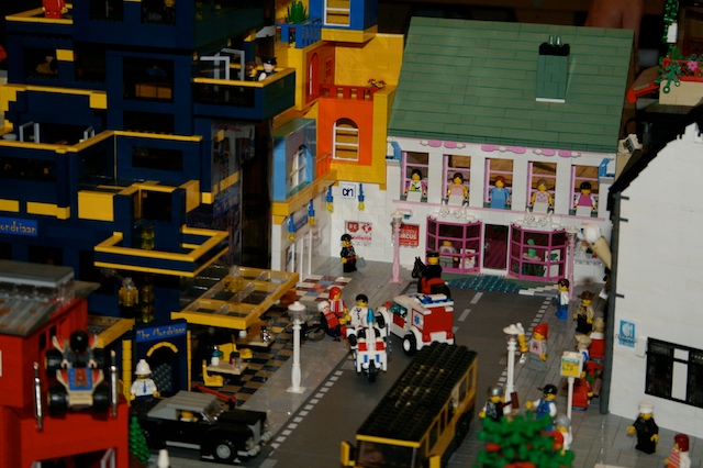 117legoworld2008.jpg