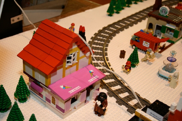 77legoworld2008.jpg