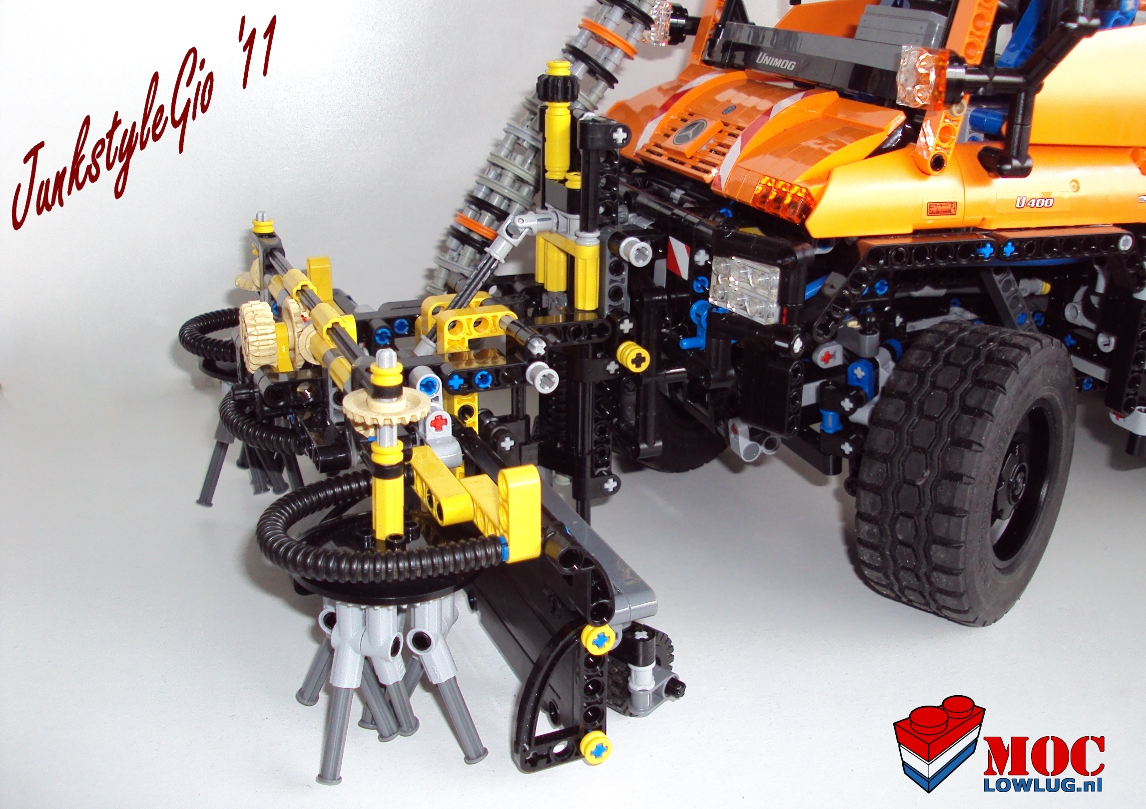 8110_moc_streetsweeper_complete_final.jpg