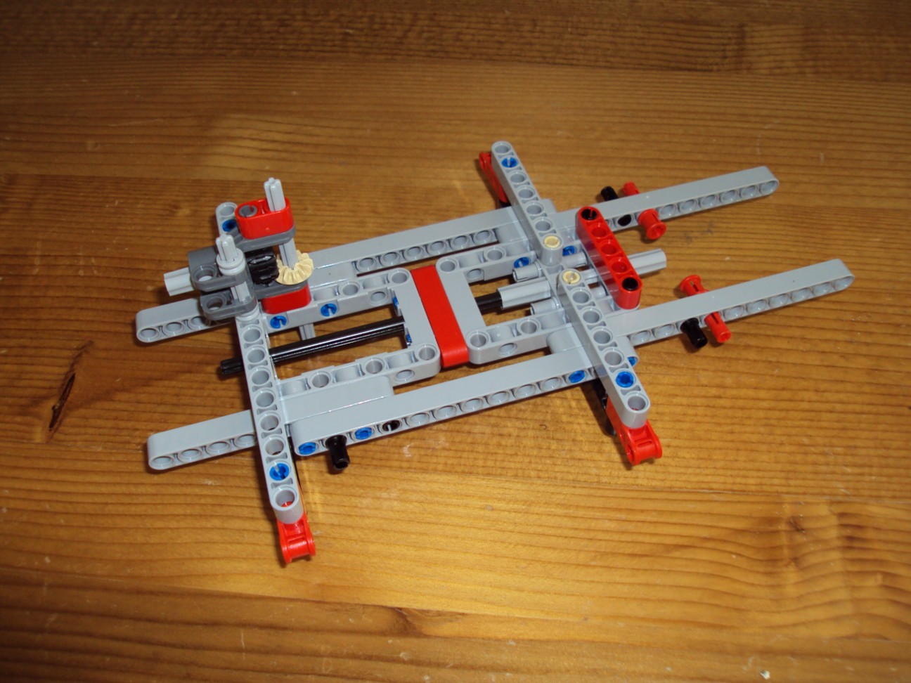 8258013.jpg
