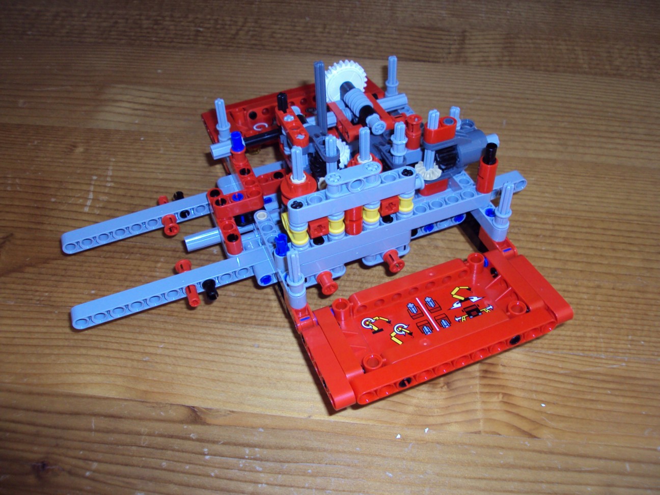 8258026.jpg
