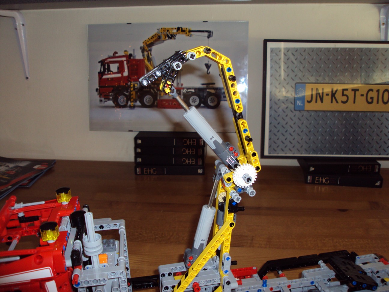 8258106.jpg