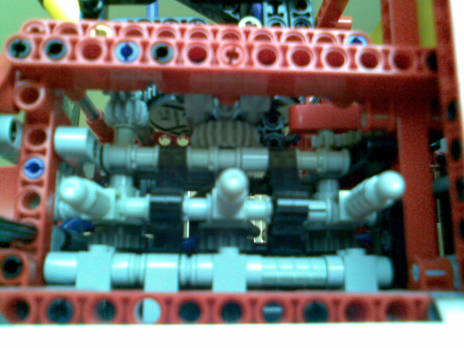 afb006.jpg