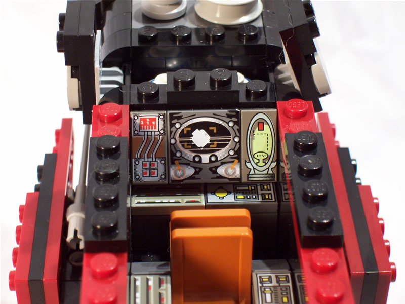 cockpit_eoseat.jpg