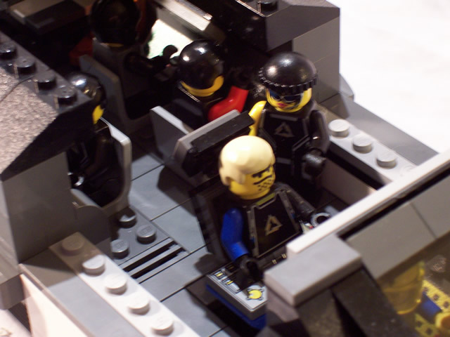detail_crew_001.jpg